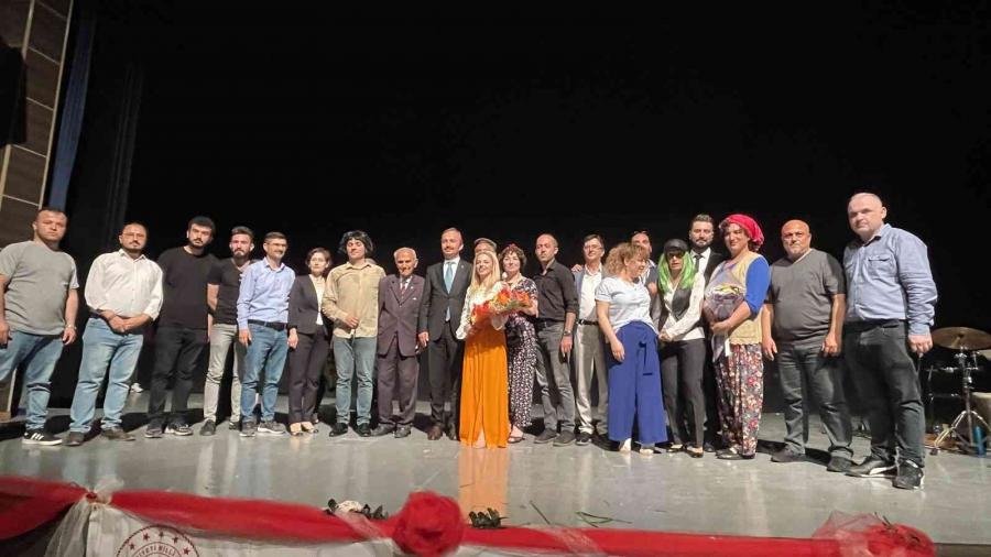 ‘Çaycumalılar Gecesi̇ Büyük İlgi̇ Gördü