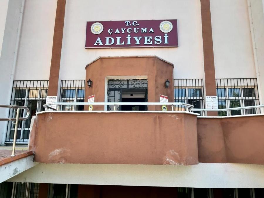 Ci̇nayet Şüpheli̇si̇ Torun Tutuklandı