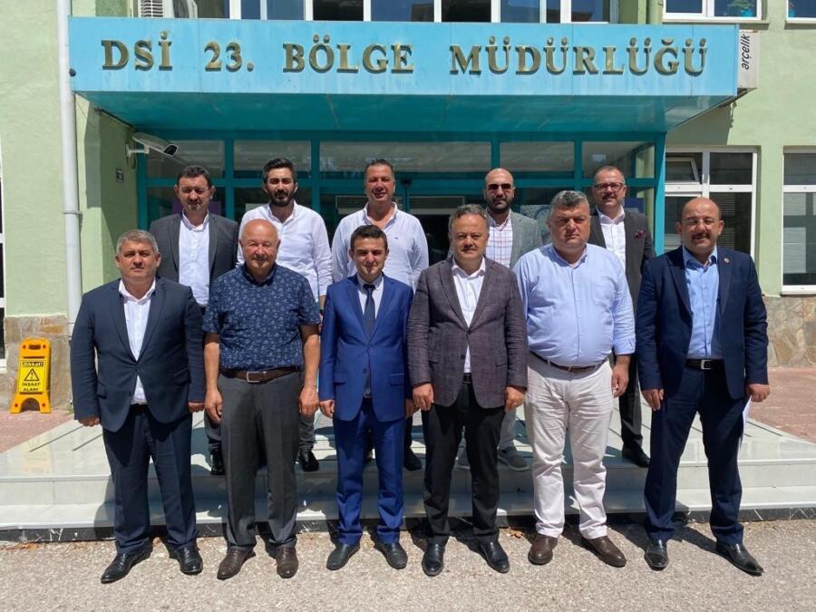 Ak Parti̇ Teşki̇latından Dsi̇ Bölge Müdürü Yasi̇n Devri̇me Zi̇yaret
