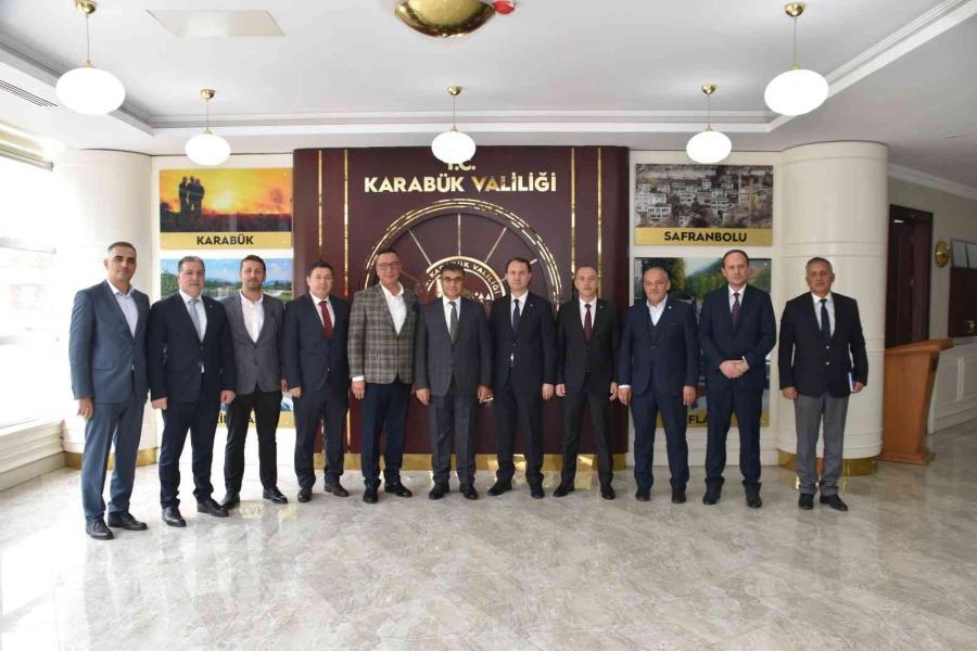 Vali̇ Gürel Tso Yöneti̇m Kuruluna Başarılar Di̇ledi̇