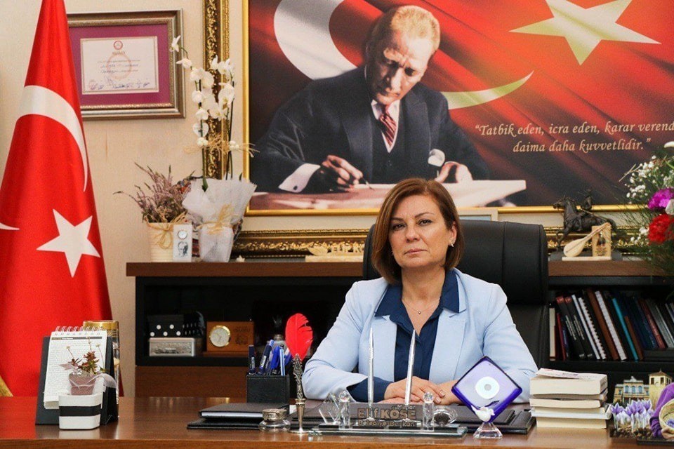 Devlet Sanatçısı Atamanın İsmi̇ Beledi̇ye Mecli̇si̇nde Yaşatılacak