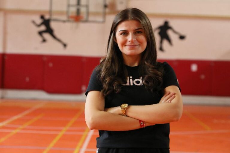 Bocce turnuvasında engelli bireyler karşı karşıya geldi