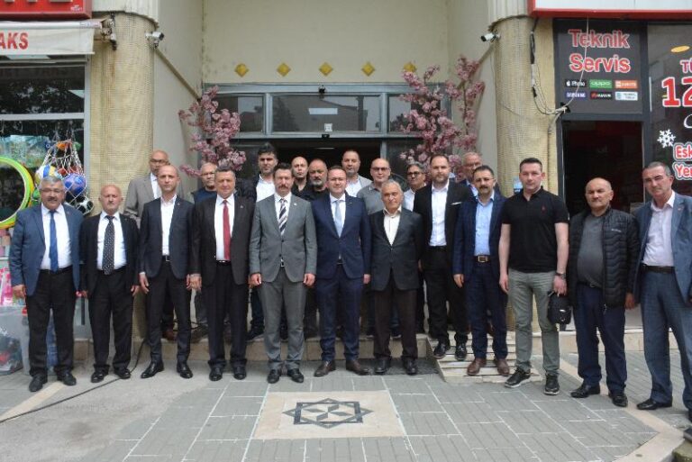 MHP’den Giresun Milletvekili seçilen Konal, Görele’yi ziyaret etti