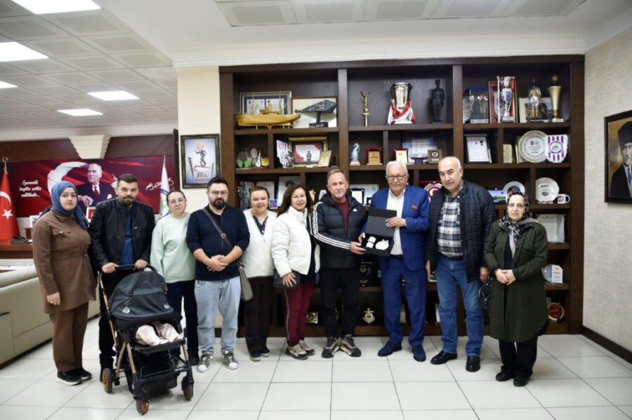 KAFKAMETLER GEMİSİ MÜRETTEBATININ AİLELERİ, BAŞKAN POSBIYIK’A ANIT İÇİN TEŞEKKÜR ETTİ